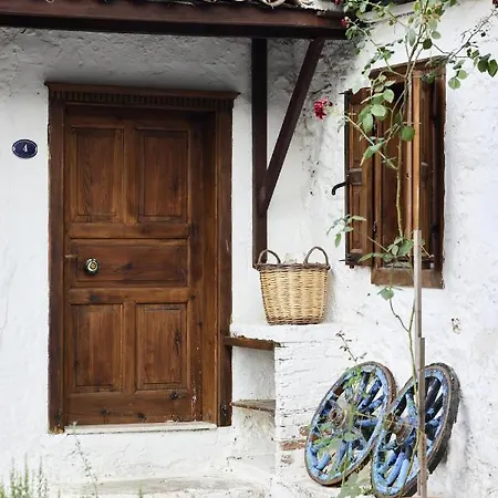 Hotel Nikbin Yamac 3*