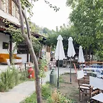 Nikbin Yamac 酒店
