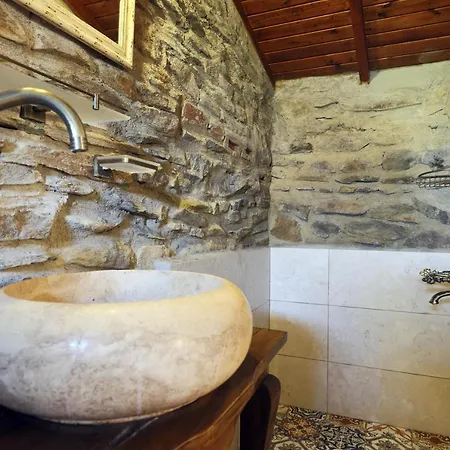 Nikbin Yamac ホテル