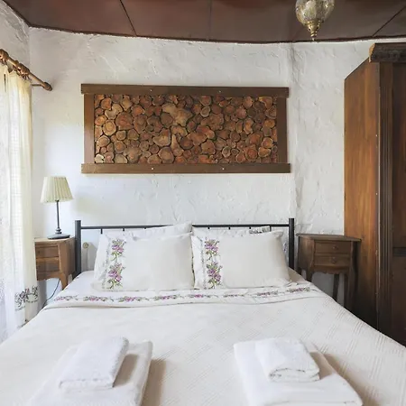 Nikbin Yamac ホテル