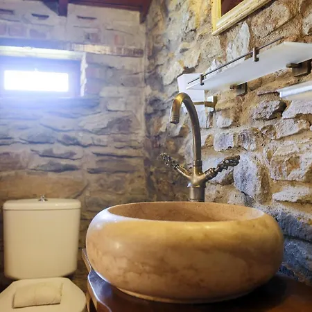 Nikbin Yamac ホテル