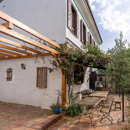 Nikbin Yamac ホテル