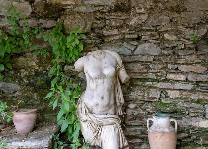 Szálloda Nikbin Yamac 3*