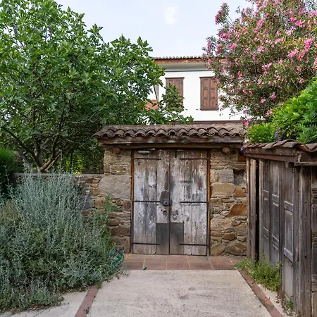 Nikbin Yamac Otel Selçuk